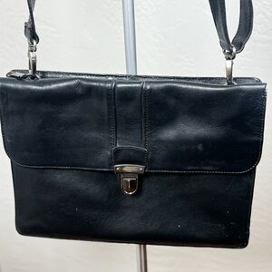 Kenneth Cole New York Black Leather Crossbody Messenger Bag Briefcase